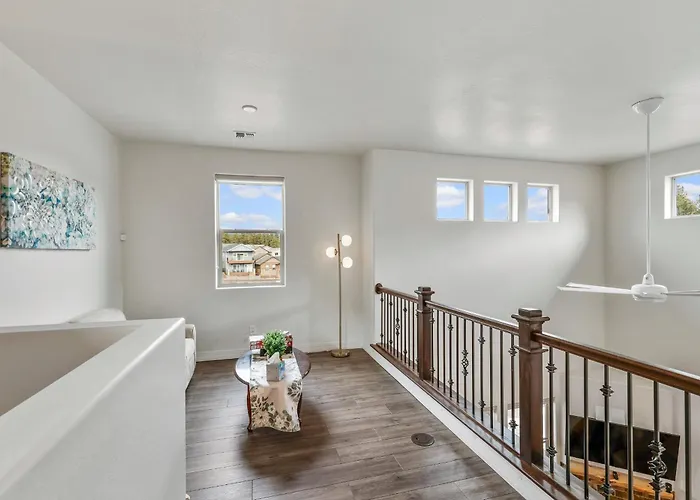 Our Happy Place Minutes To Downtown Nau Brand New * Flagstaff